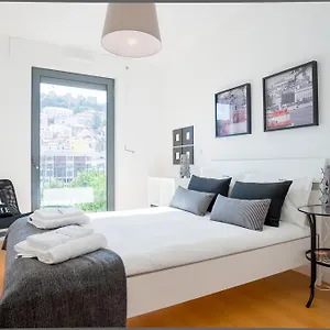 Flh Martim Moniz Castle View Flat Lisbona